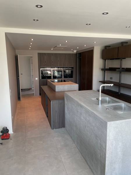 L'alliance du Bois et de la céramique, cuisine réalisée sur mesure à Bordeaux, le Bouscat